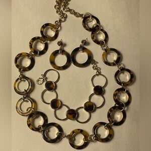 Talbots tortoiseshell circle wardrobe set w goldtone necklace bracelet earrings